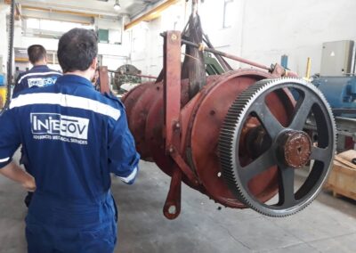 Transportation of mooring winch assembly after repairs